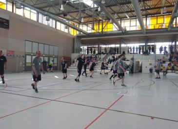 Unsere Deckung hat den Angriff abgewehrt